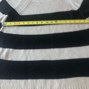 Beige & black light weight pull over sweater